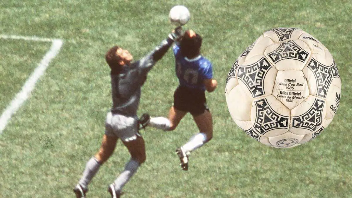 El balón de la “Mano de Dios” es subastado y no cumple con las expectativas