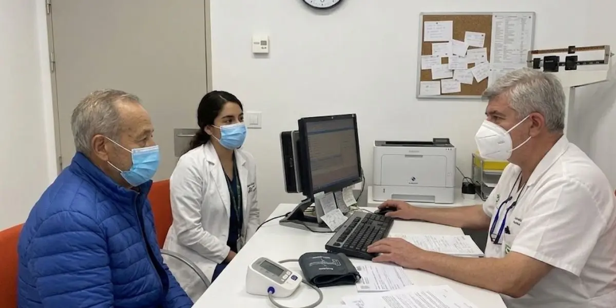 El proyecto contempla la participación de profesionales con experiencia que puedan integrarse a las nuevas unidades de atención médica.