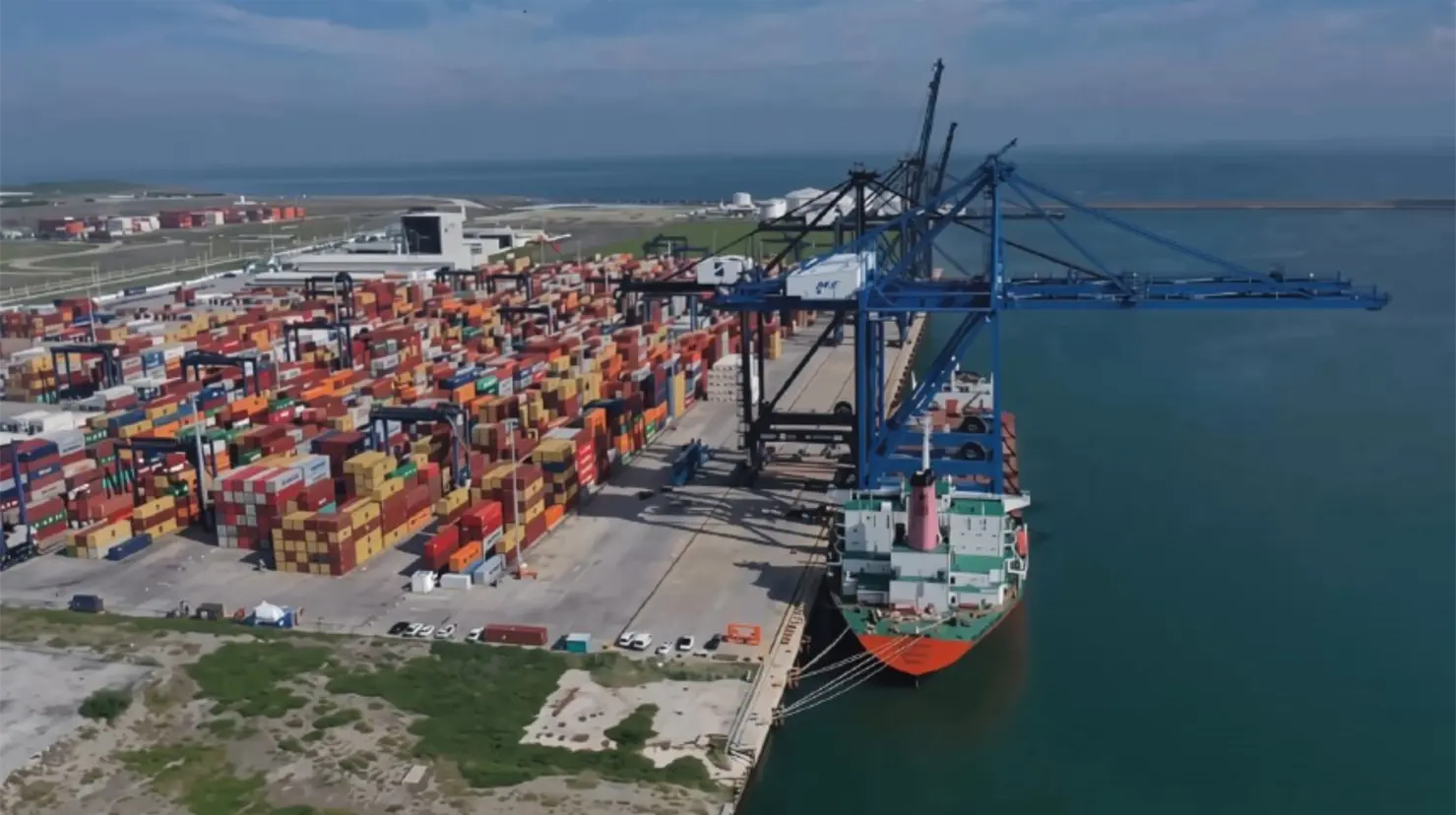 La modernización de la infraestructura marítima portuaria se hizo por parte del gobierno federal, a través de la Secretaría de Economía y turismo del gobierno del estado y la Secretaría de Marina