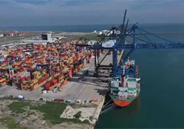 Nuevas grúas impulsarán la carga contenerizada en el Puerto de Guaymas