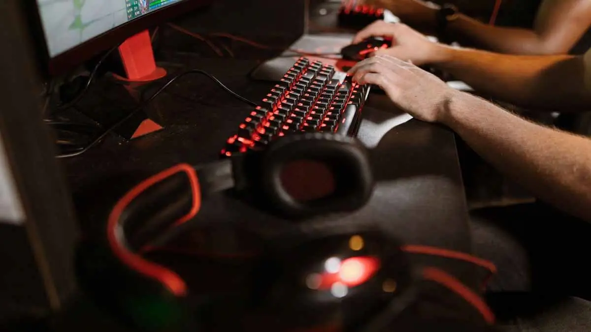 Cómo los casinos online utilizan las categorías de juegos para influir en la elección del jugador
