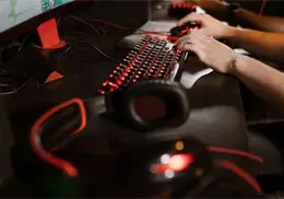 Cómo los casinos online utilizan las categorías de juegos para influir en la elección del jugador