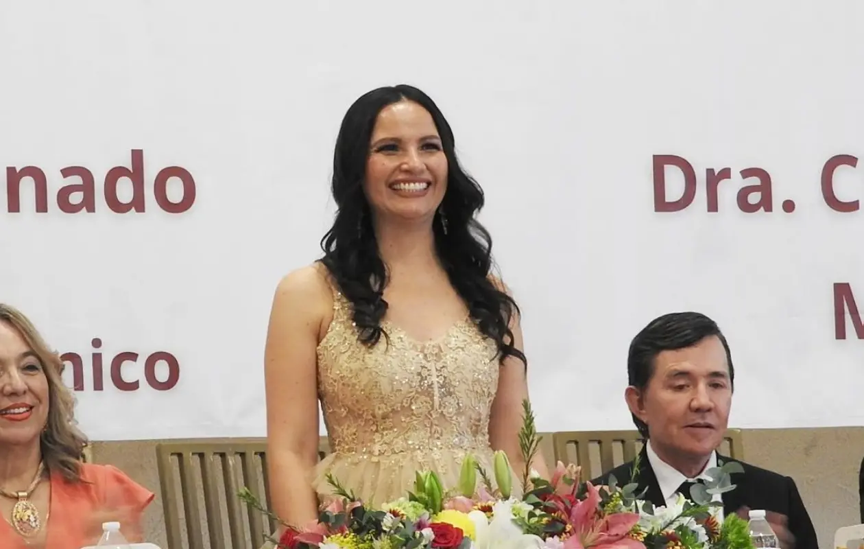 Cbta 197 reconoce liderazgo de Clarisa Márquez tras concluir una década como directora