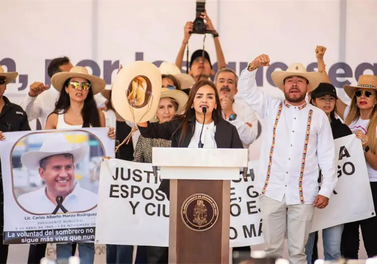 Grecia Quiroz acusa presiones tras petición de Fiscalía por celulares de Carlos Manzo