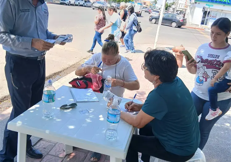 Fundación Madrazo junta quejas de usuarios de la CFE en Cajeme