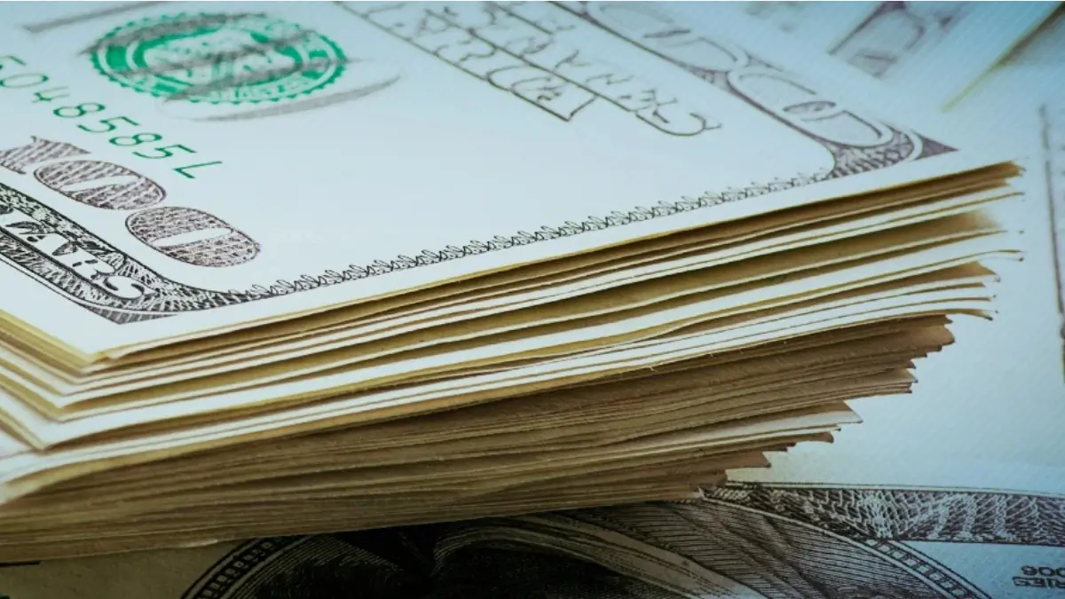La divisa estadounidense muestra una ligera variación al inicio de esta jornada impulsada por los movimientos del mercado