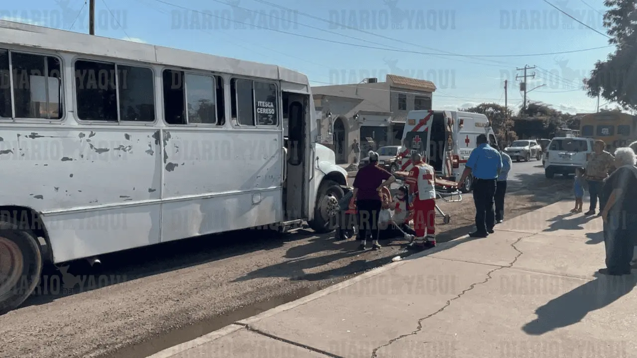 Camión de la Línea 3 embiste a menor de edad en la Miravalle