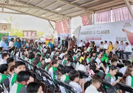 Regreso a clases en Sonora inicia con 430 mil uniformes gratuitos y más de 3 millones de libros