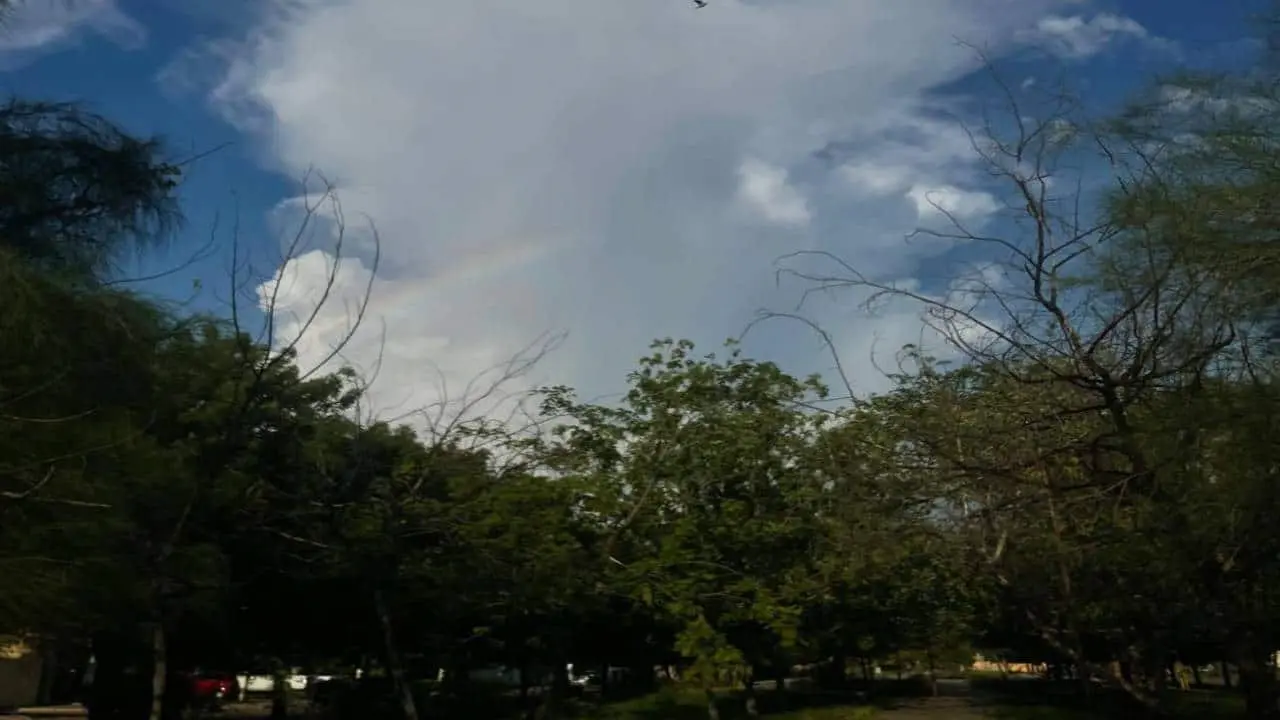Hay pronóstico de lluvias fuertes en Sonora; sin embargo, el termómetro podría marcar los 45 grados centígrados o más.