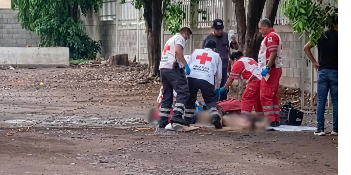 El plantel permanecerá sin actividades presenciales mientras se realizan las revisiones de seguridad correspondientes. (Créditos: Los Noticieristas)