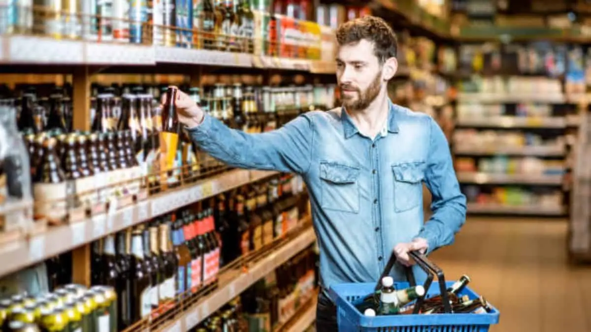 Las propuestas sobre cerveza y alimentos con exceso de sodio serán analizadas después de que se presente el Paquete Económico 2027 FUENTES: Image Stock