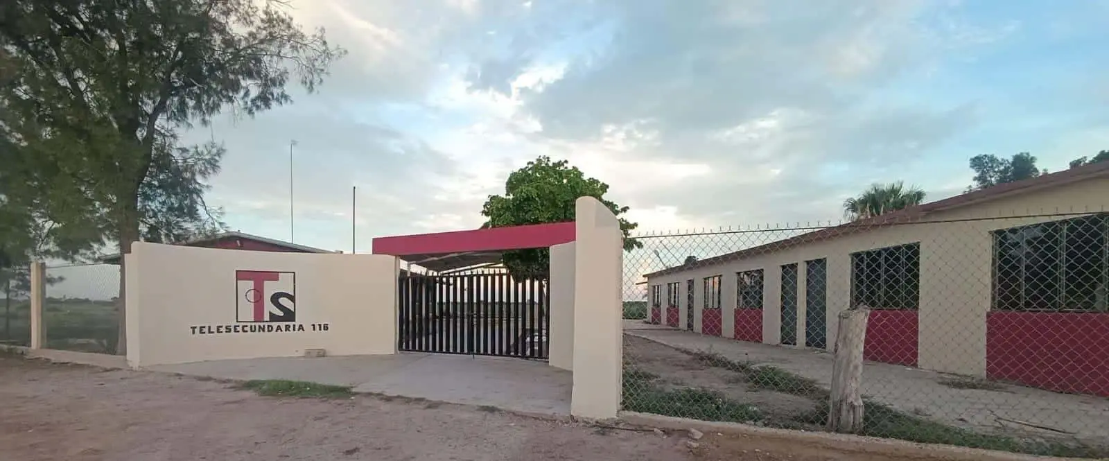 Siguen los problemas en escuelas de nivel básico en el sur de Sonora, a pocos días de haber iniciado el ciclo 2026-2027.