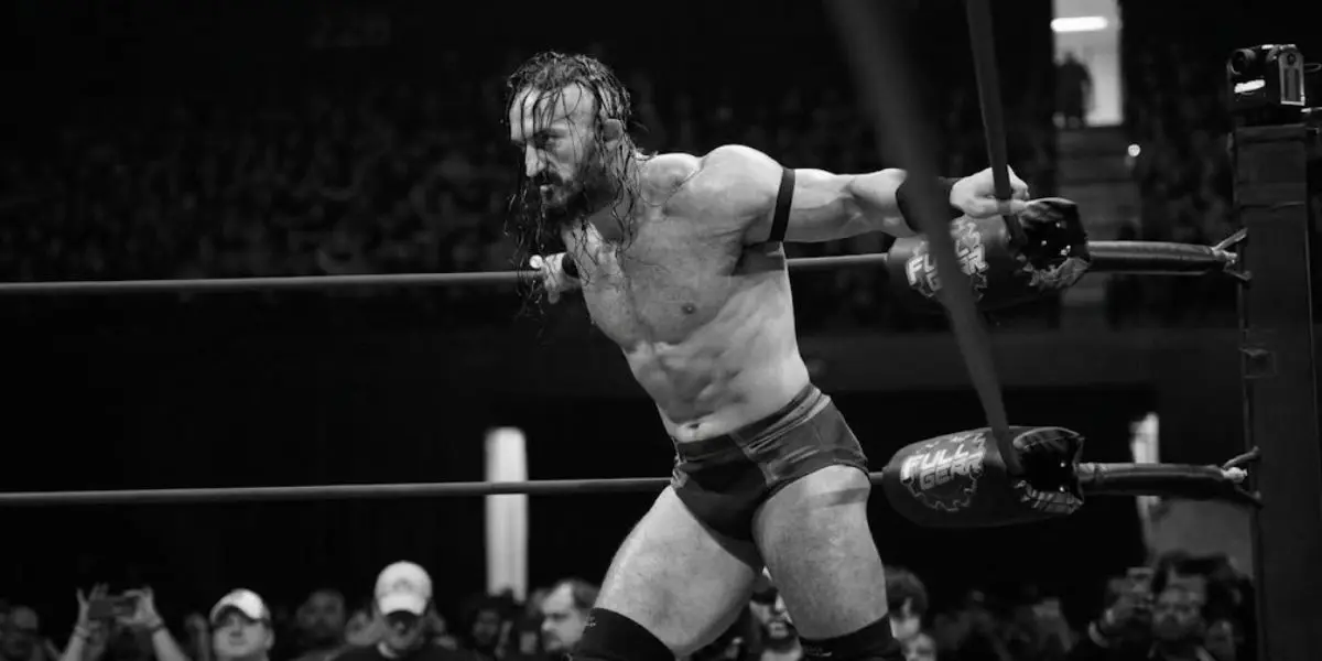 El luchador británico tuvo su última aparición sobre el cuadrilátero durante un enfrentamiento por el Campeonato Nacional de AEW. (Créditos: El Heraldo de México)