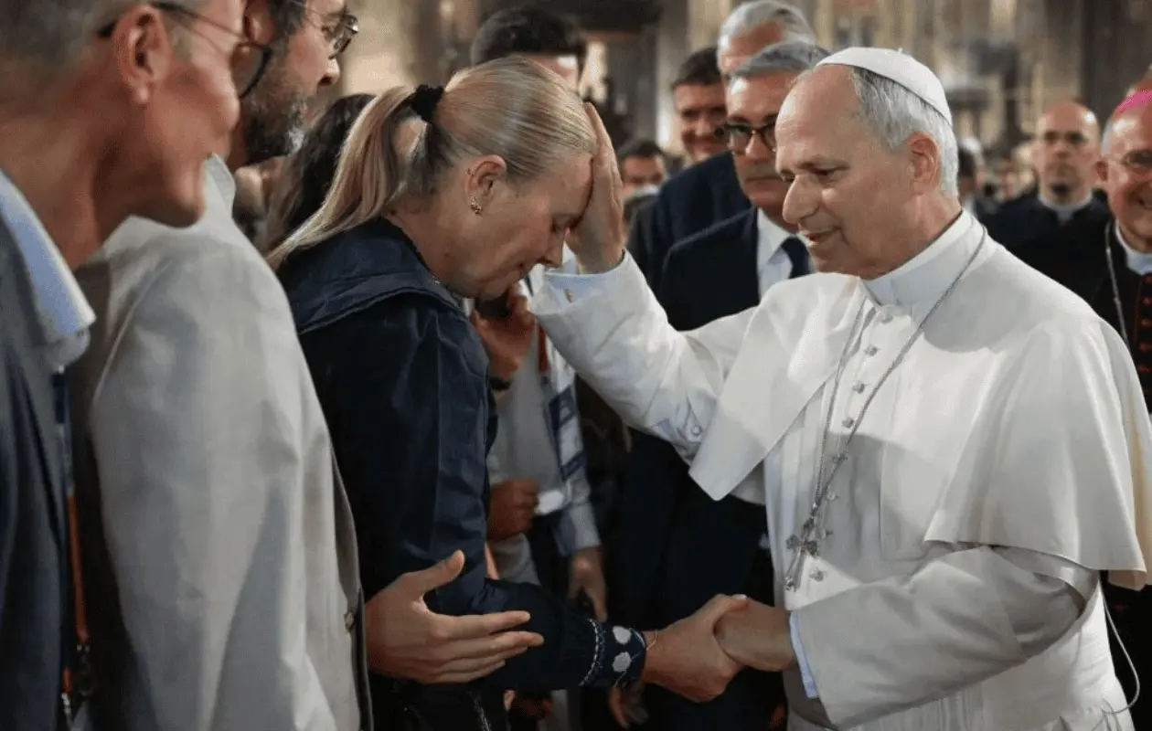 El líder de la iglesia católica concluyó este 28 de septiembre un viaje apostólico a Francia. Fotos: Vatican News.