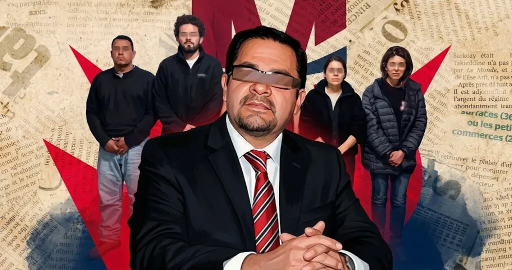 Entre las identidades que presuntamente utilizaba la organización aparecen las de ministros de la Suprema Corte, funcionarios federales y presidentes municipales (Créditos: FGR)