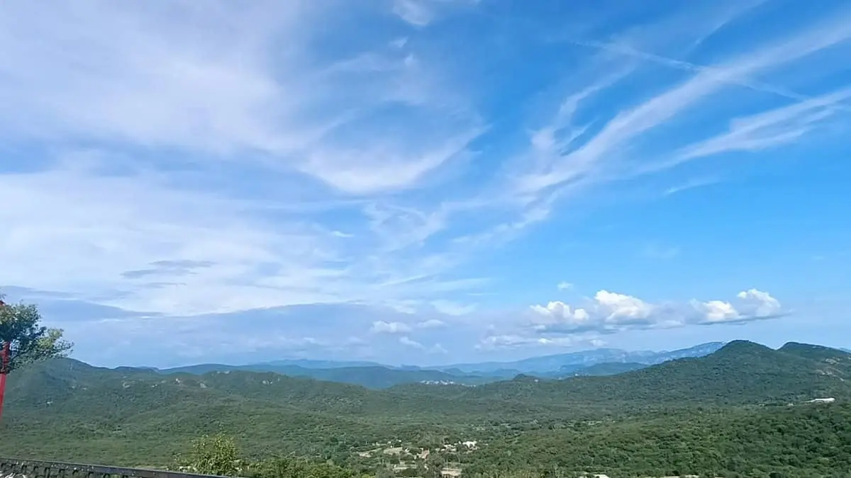 El panorama en Sonora para este jueves 8 de octubre estará marcado por el calor extremo, donde se pronostican valores de hasta 45 grados Celsius. Foto: Ofelia Fierros.