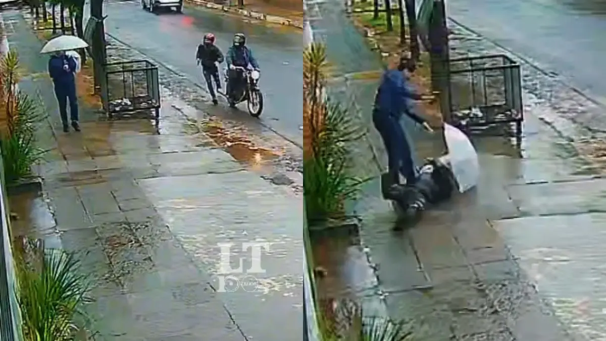 Una cámara captó el momento en que el sujeto resbaló al bajar de una motocicleta frente a una zona escolar en Caaguazú FUENTES: X