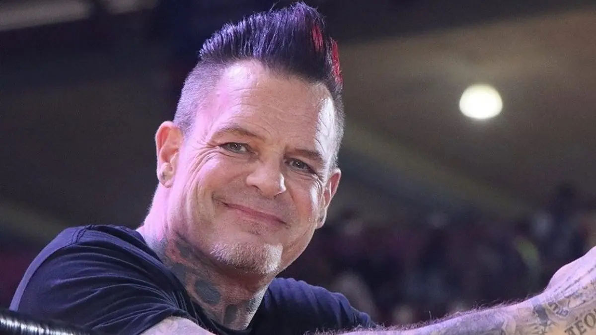 Ian Richard Hodgkinson, conocido como El Vampiro Canadiense, desmintió indirectamente rumores de muerte al mantenerse activo en redes sociales FUENTES: X