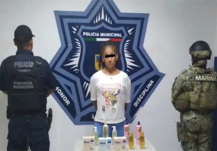 Capturan a mujer por robo a supermercado