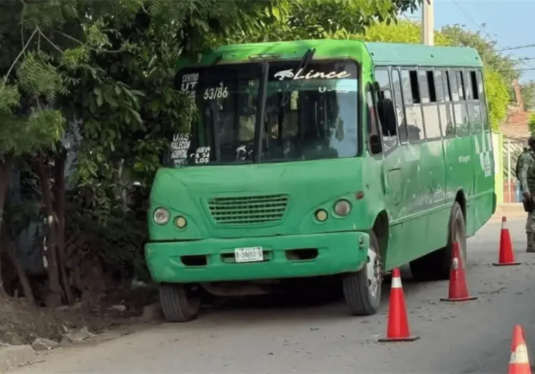 Escuinapa cambia a clases virtuales tras ataque armado a autobús con estudiantes