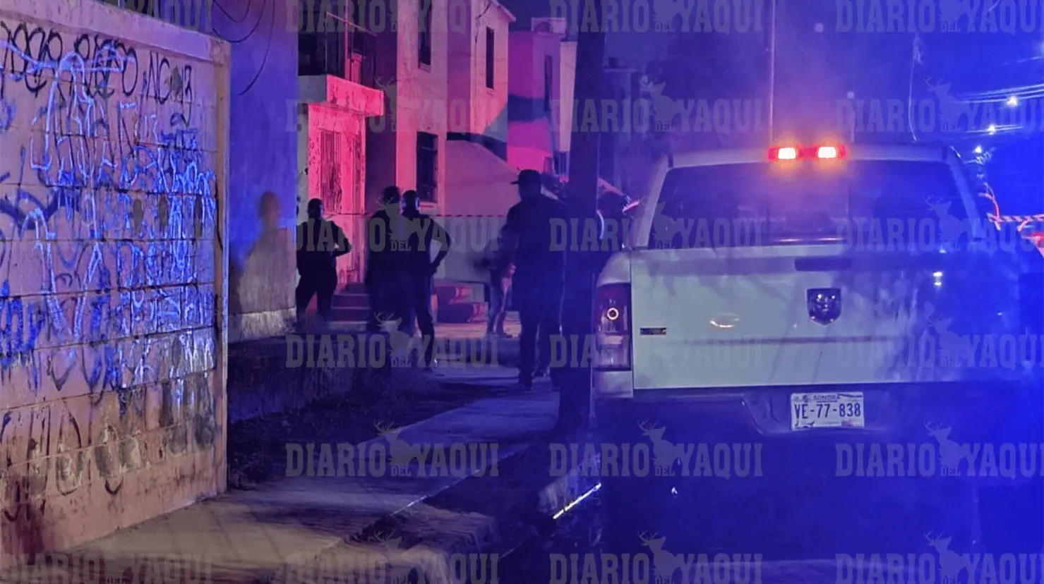 Los restos fueron abandonados en la banqueta, autoridades investigan si están relacionados con un caso similar registrado en el sector. Foto: Cortesía