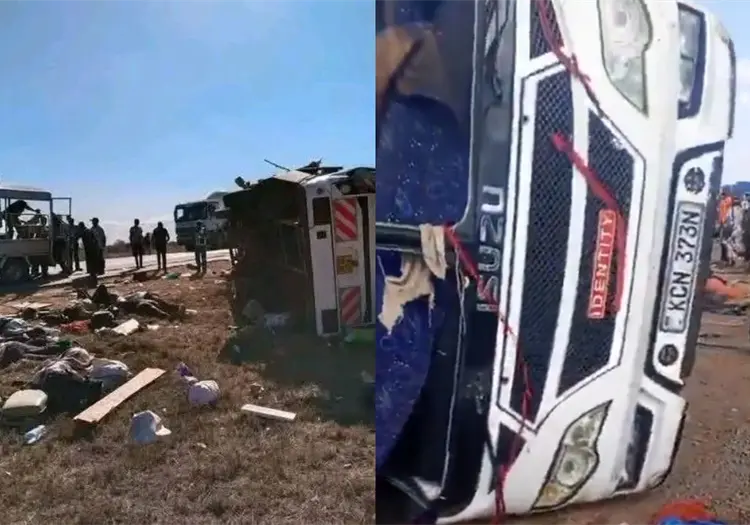 Choque frontal entre autobús y camión deja 22 muertos y seis heridos
