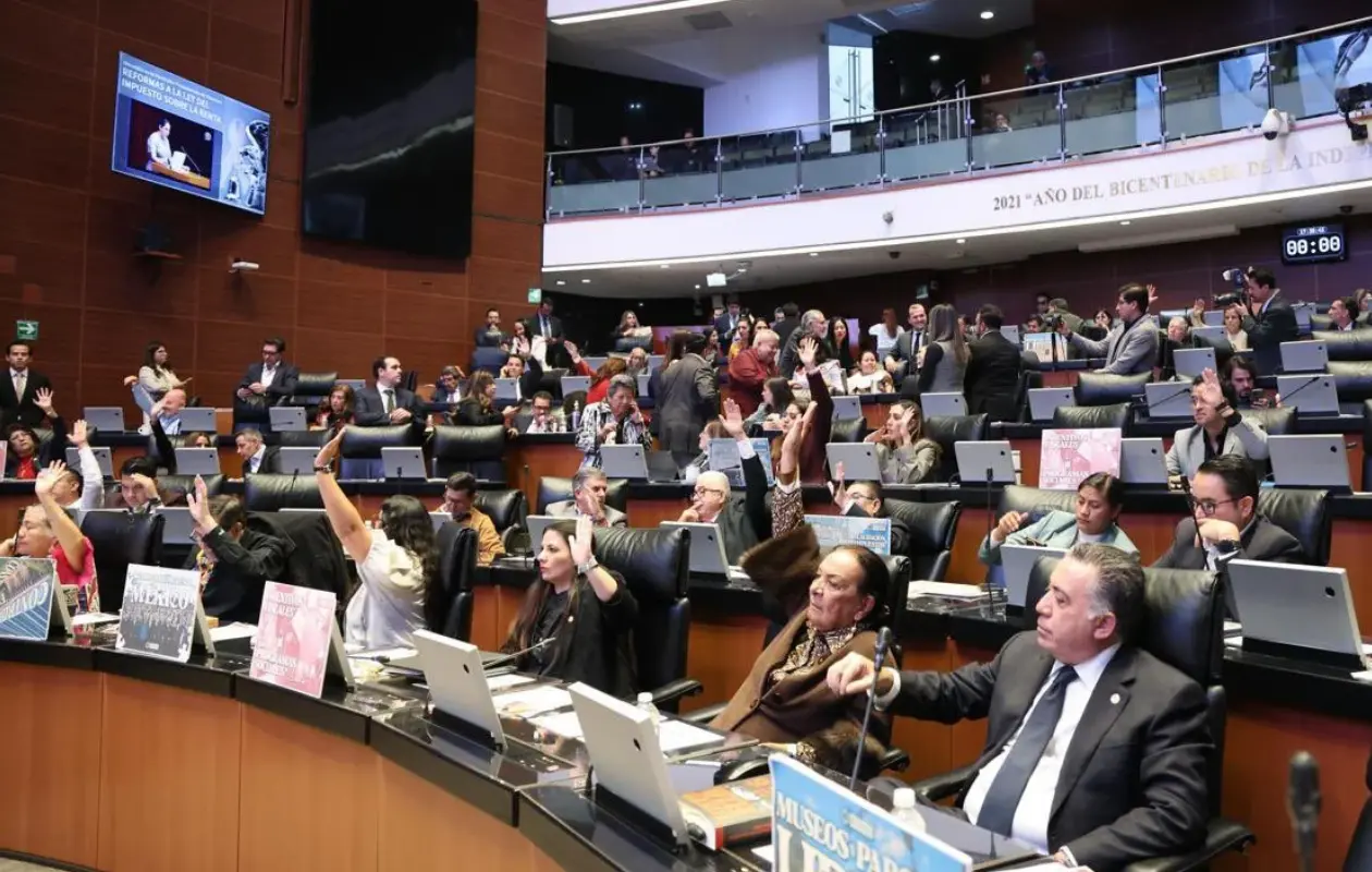 Representantes de partidos opositores expresaron sus preocupaciones por el nivel de endeudamiento. Foto: Senado