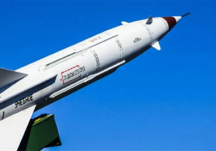 Rusia prueba misil balístico intercontinental Bulava desde un submarino nuclear