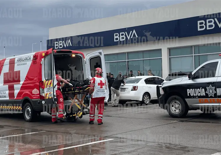 Disparan contra empleado de seguridad privada para despojarlo de dinero