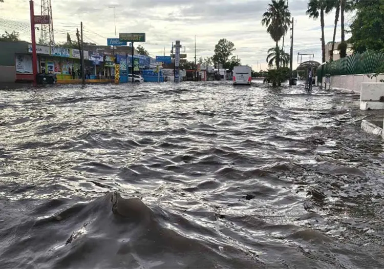 Tormenta Vance causa estragos en Cajeme